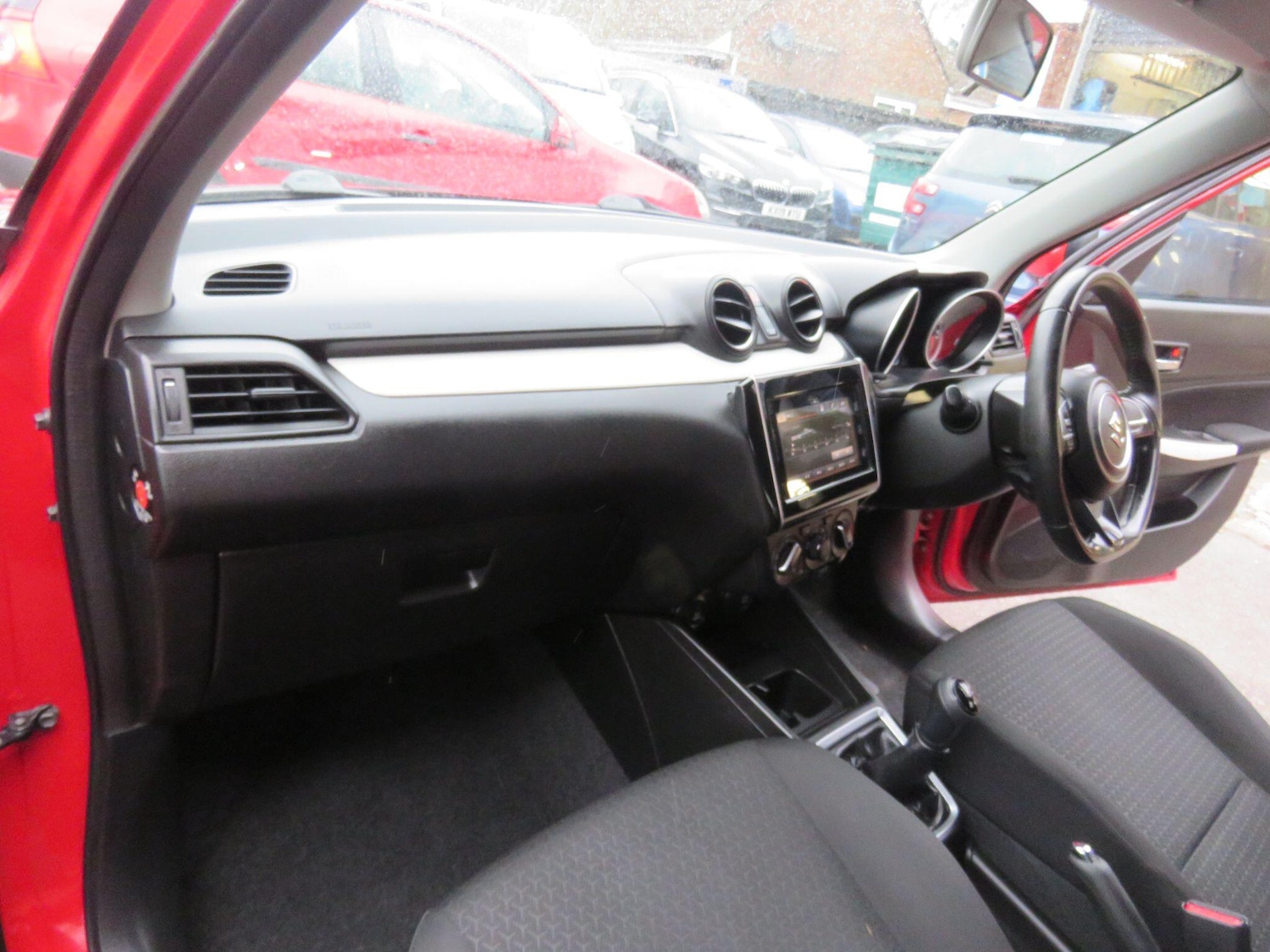 Used Suzuki Swift 2017 for sale - 77670898: Photo 28