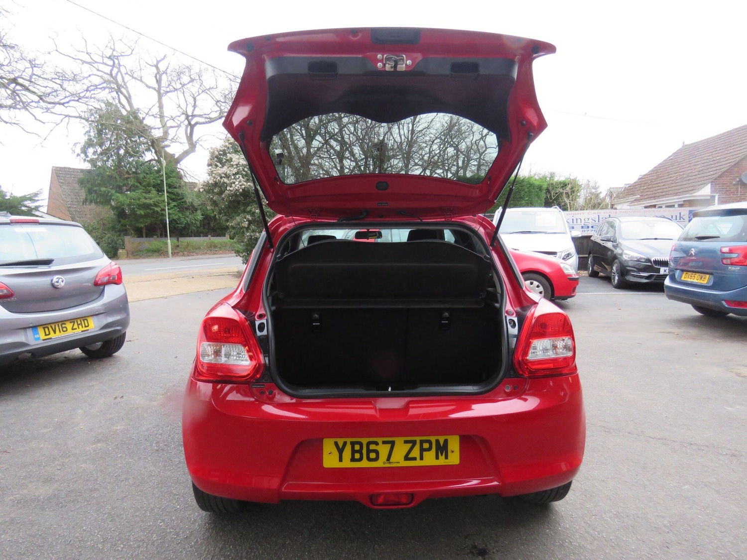 Used Suzuki Swift 2017 for sale - 77670898: Photo 45