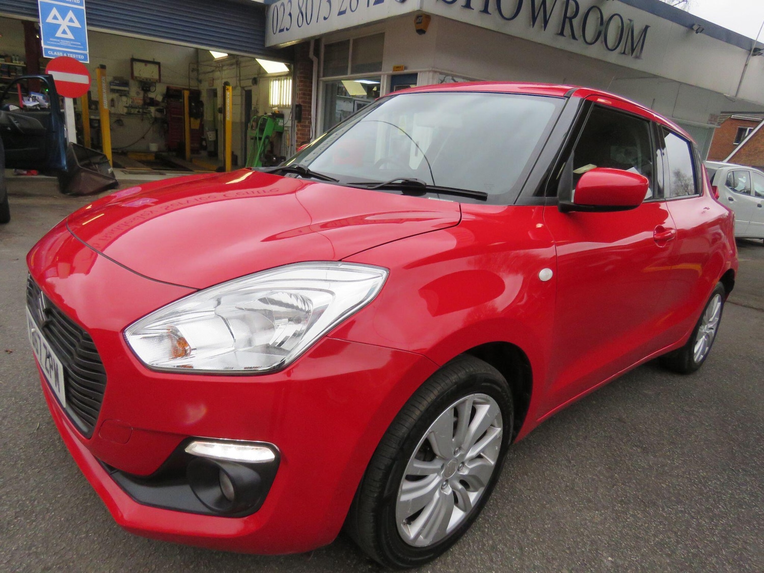 Used Suzuki Swift 2017 for sale - 77670898: Photo 59