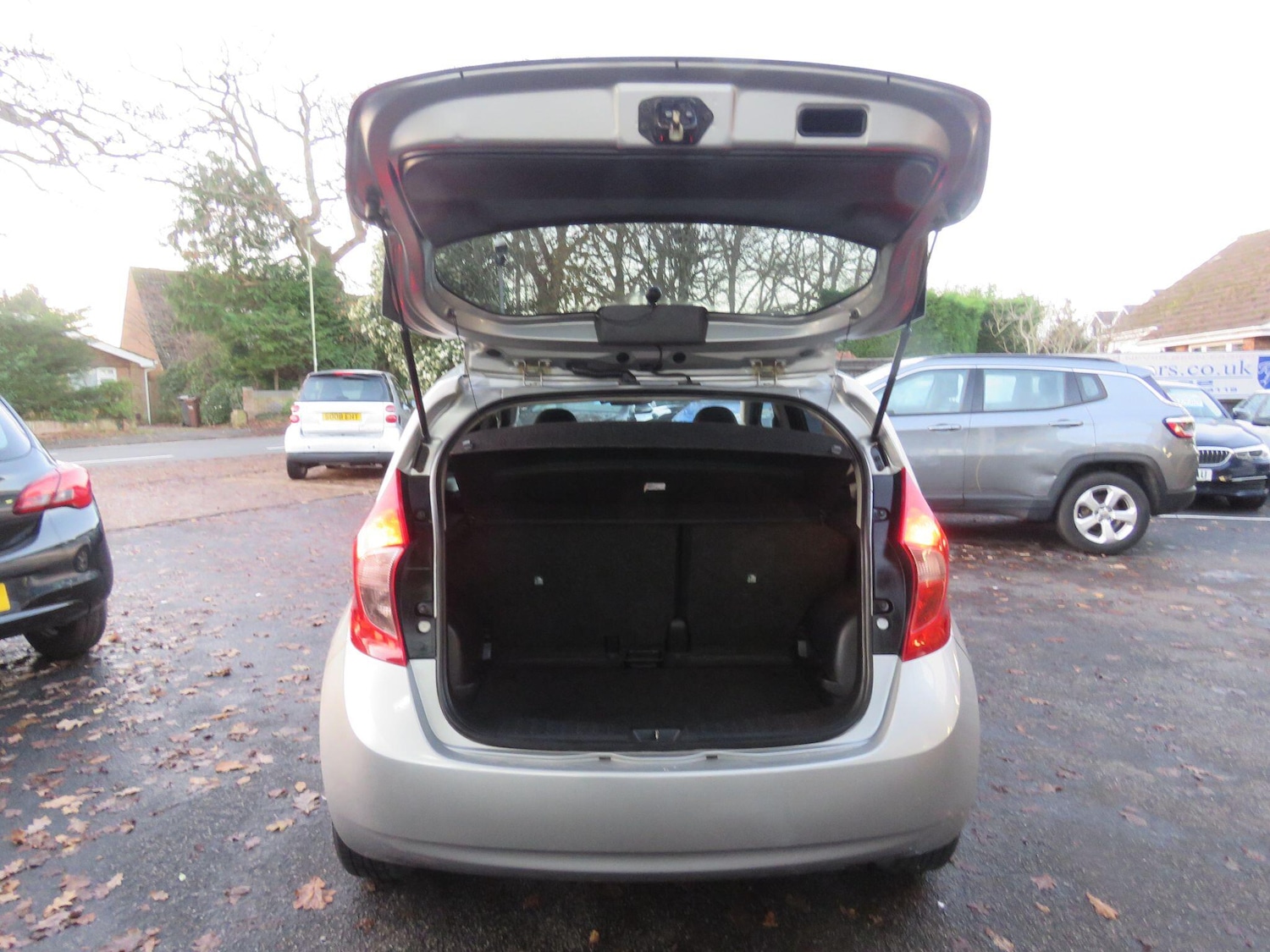 Used Nissan Note 2014 for sale - 76887381: Photo 11