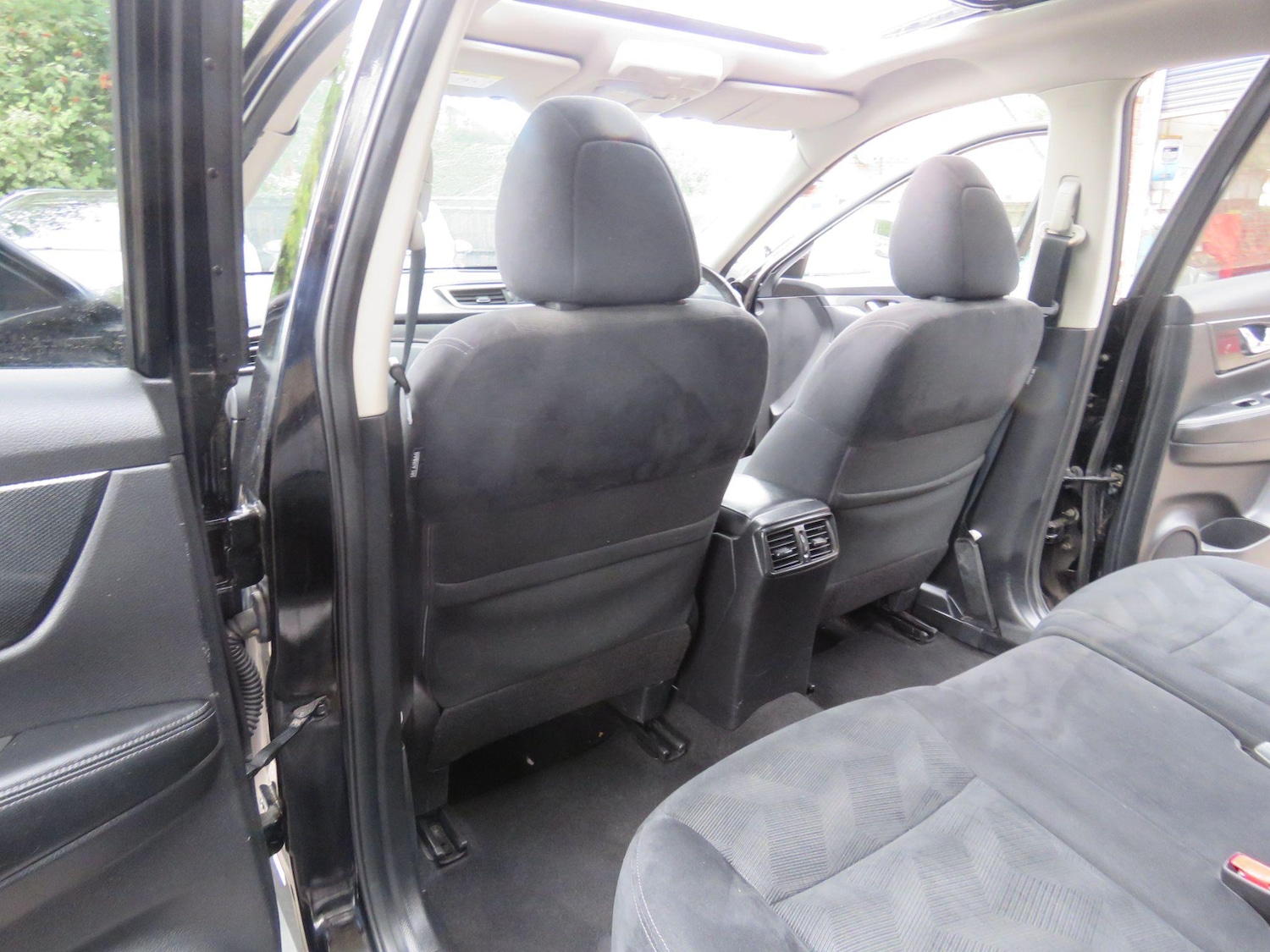 Vehicle 83
