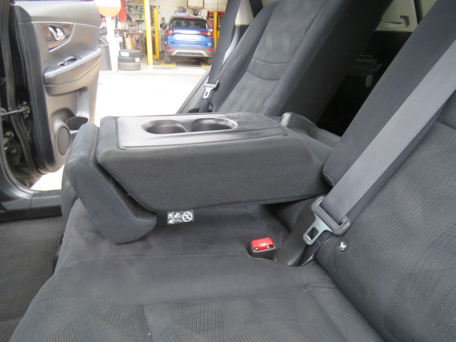 Vehicle 89