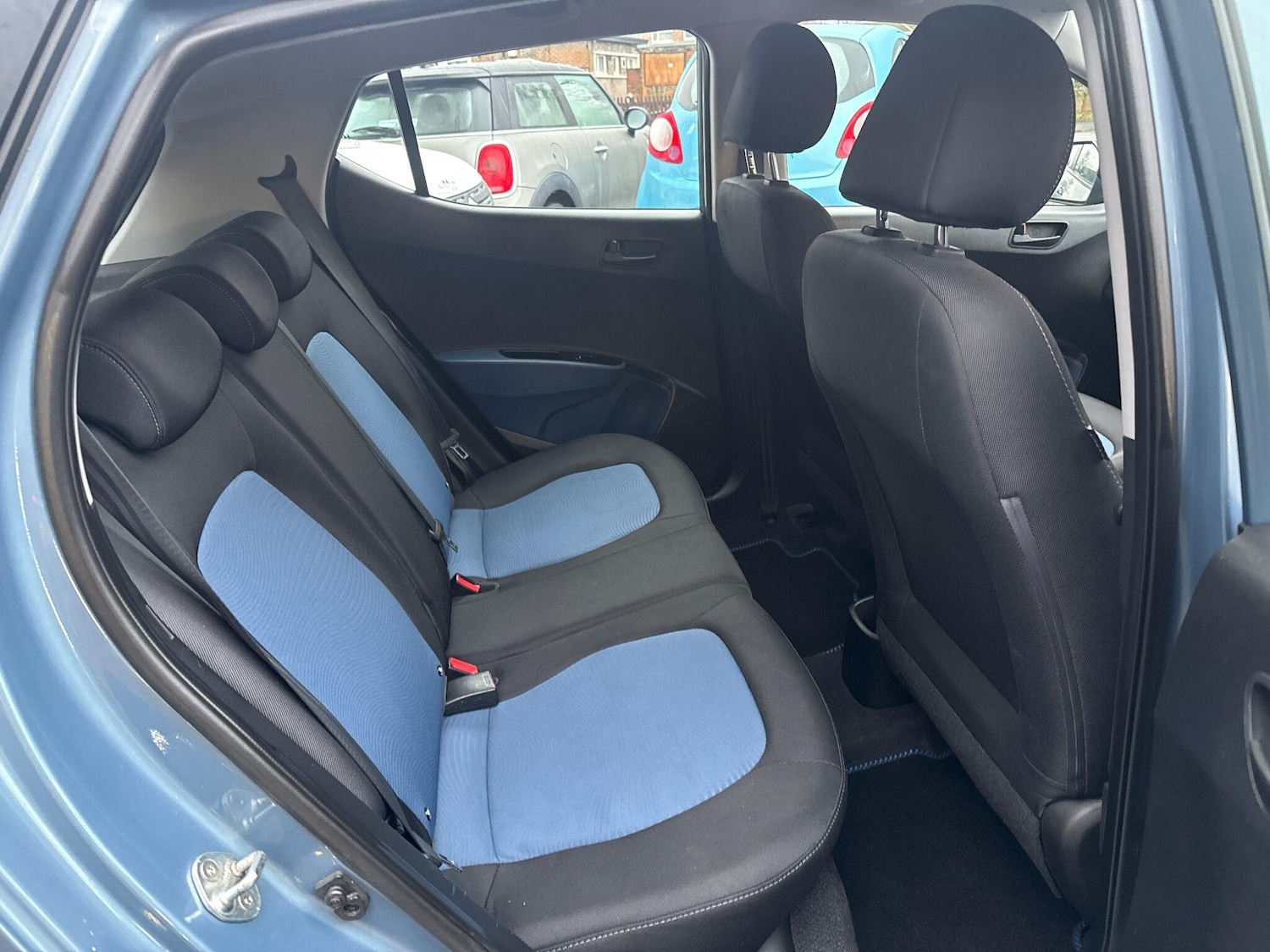 Used Hyundai i10 2015 for sale - 77143544: Photo 12