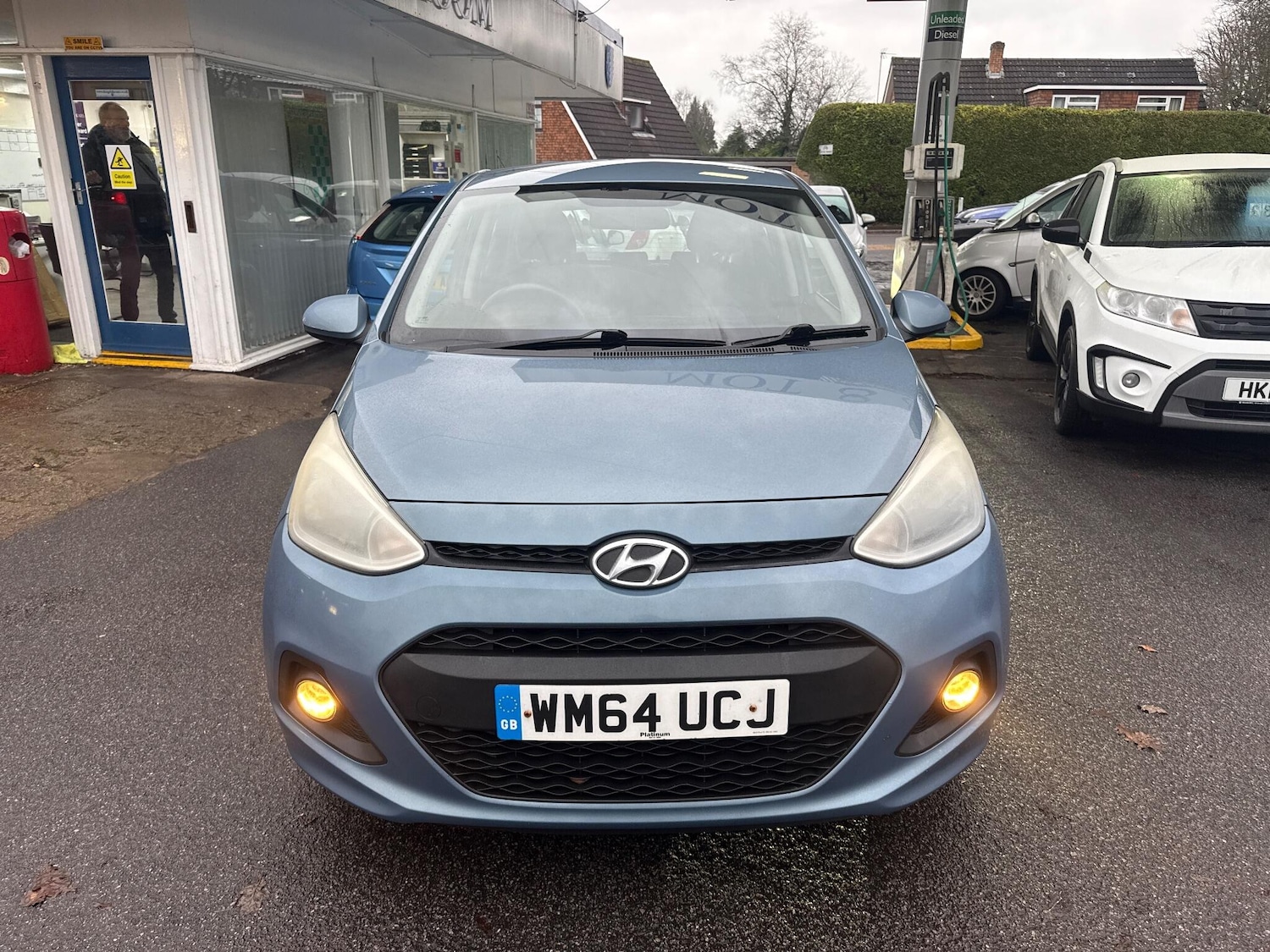 Used Hyundai i10 2015 for sale - 77143544: Photo 2