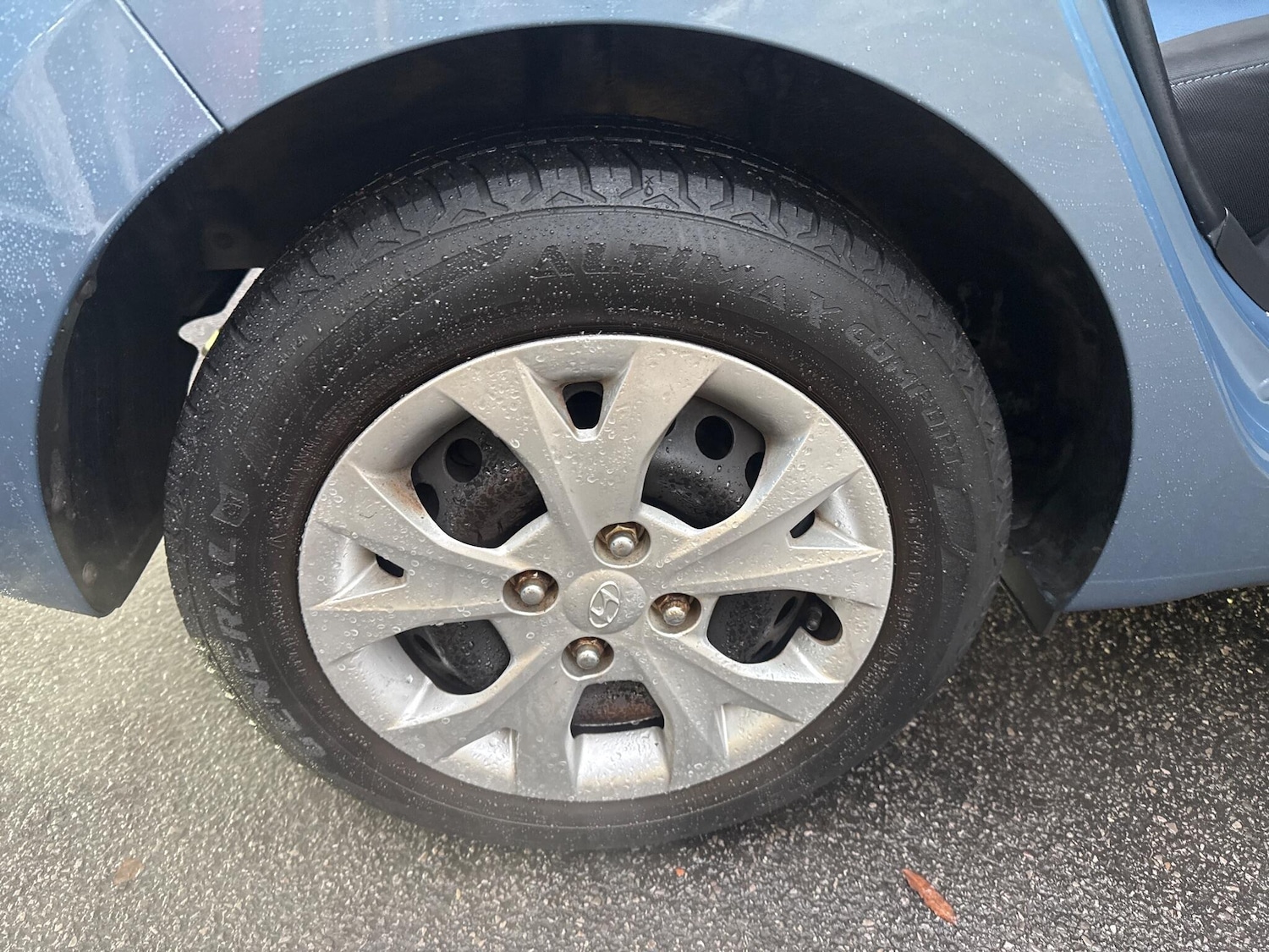 Used Hyundai i10 2015 for sale - 77143544: Photo 22