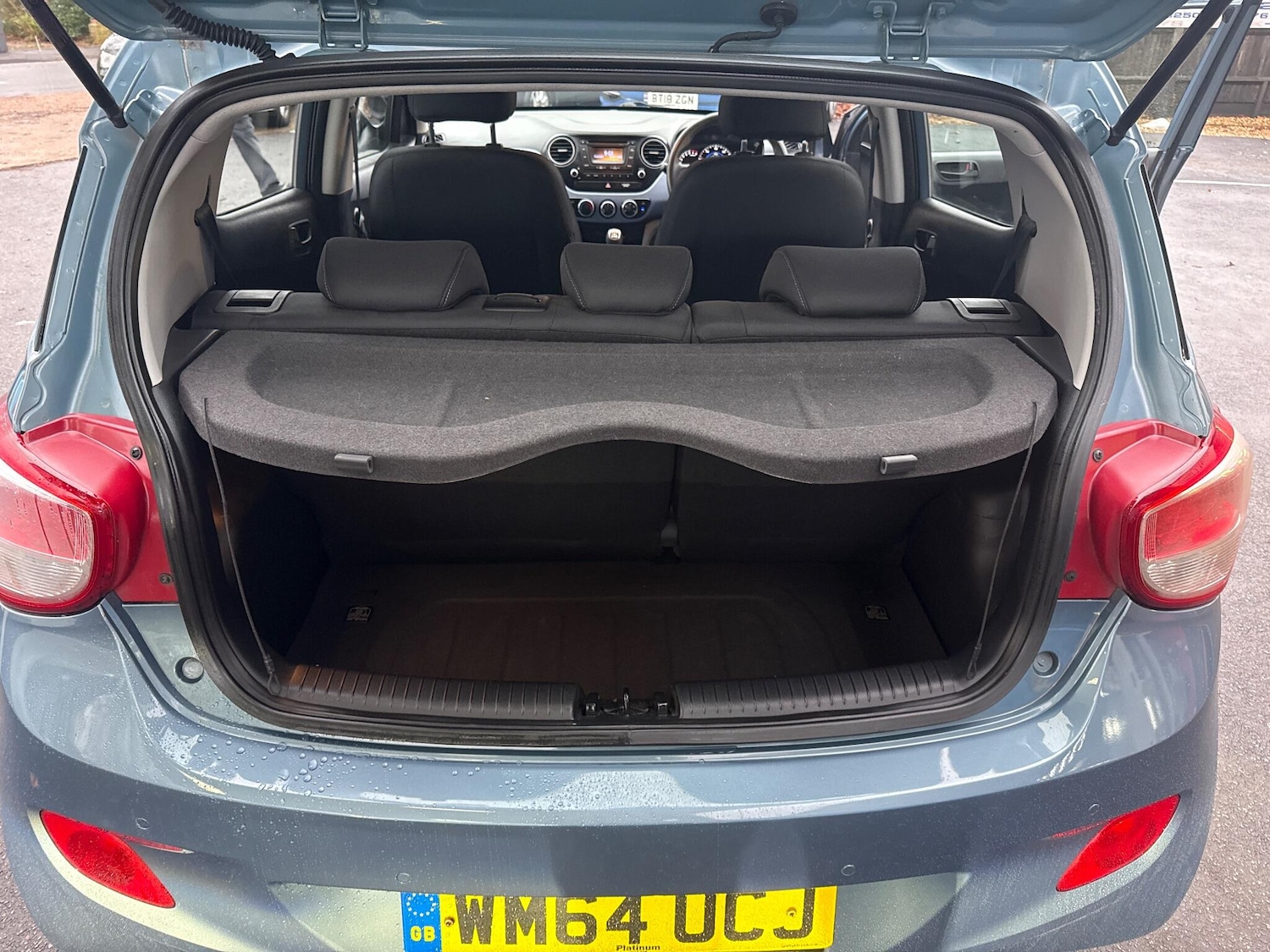 Used Hyundai i10 2015 for sale - 77143544: Photo 25