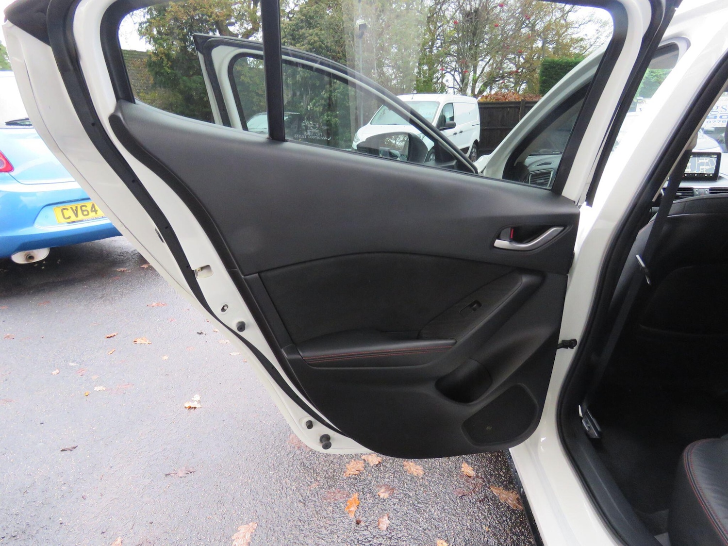 Used Mazda Mazda3 2016 for sale - 76689834: Photo 14