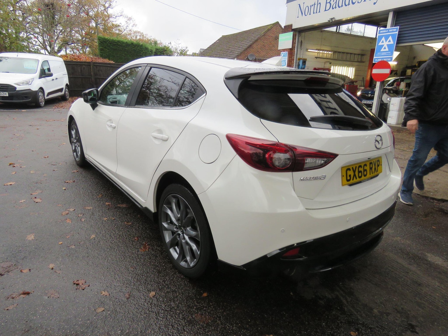 Used Mazda Mazda3 2016 for sale - 76689834: Photo 7