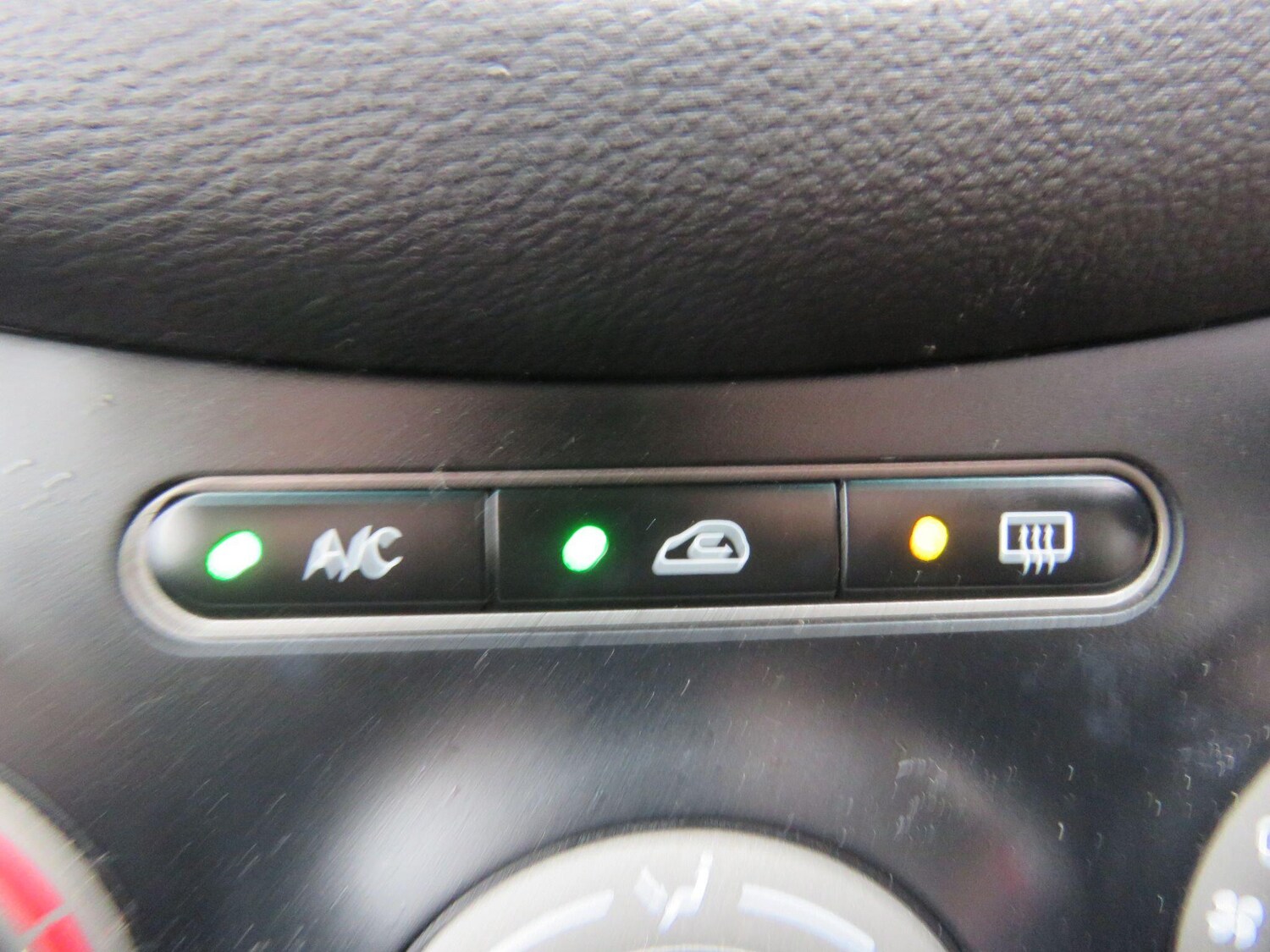 Used Hyundai i10 2011 for sale - 77671336: Photo 57