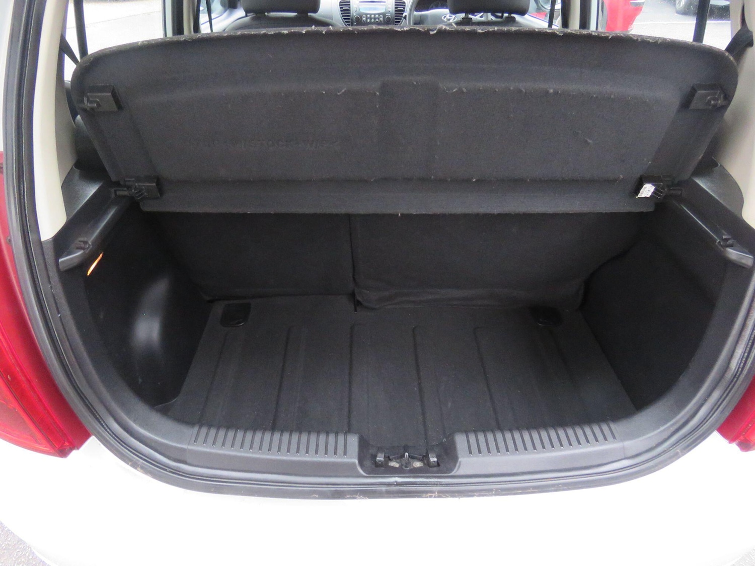 Used Hyundai i10 2011 for sale - 77671336: Photo 63