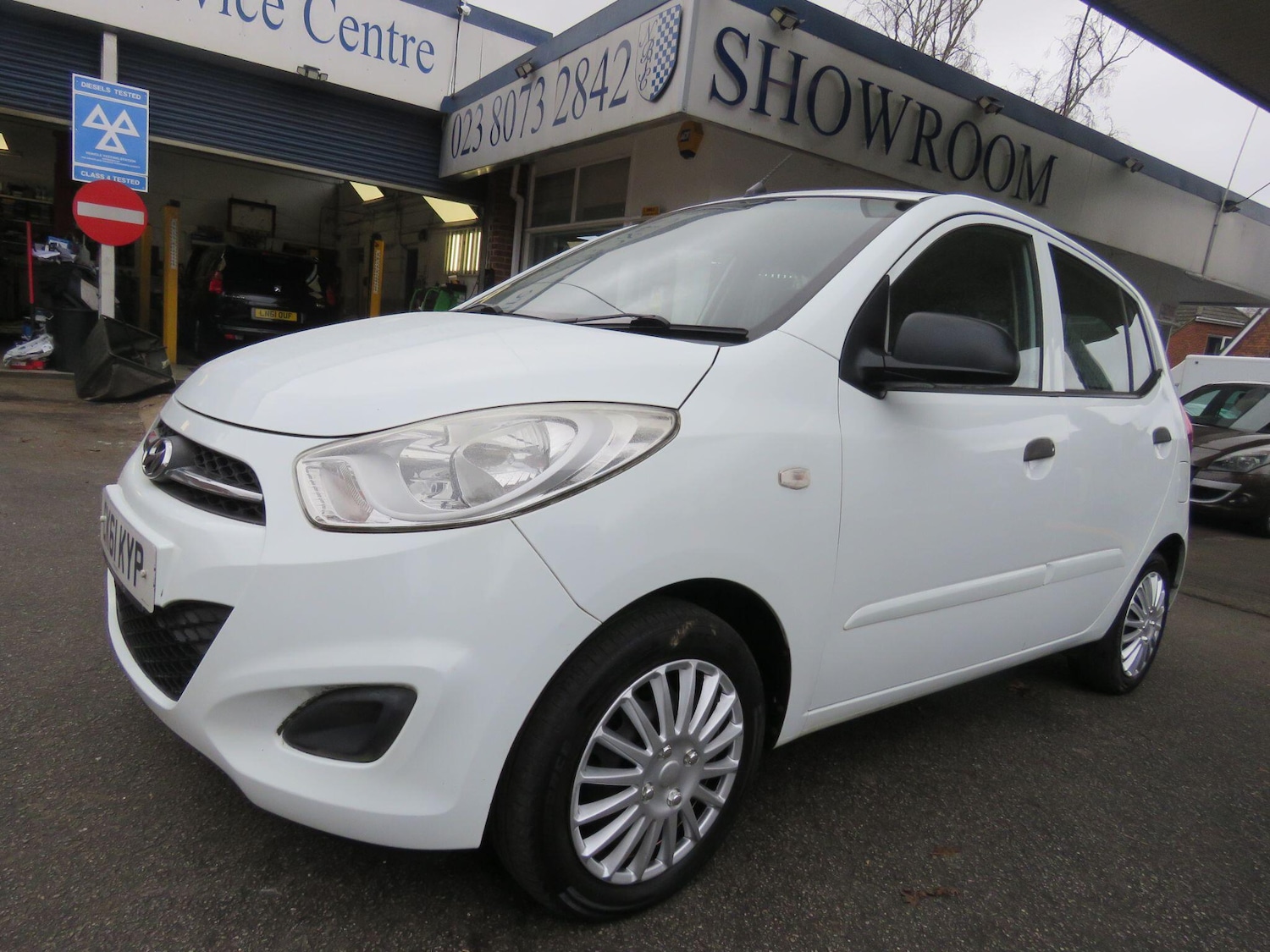 Used Hyundai i10 2011 for sale - 77671336: Photo 79