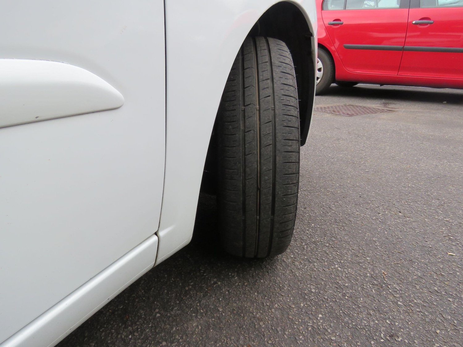 Used Hyundai i10 2011 for sale - 77671336: Photo 84