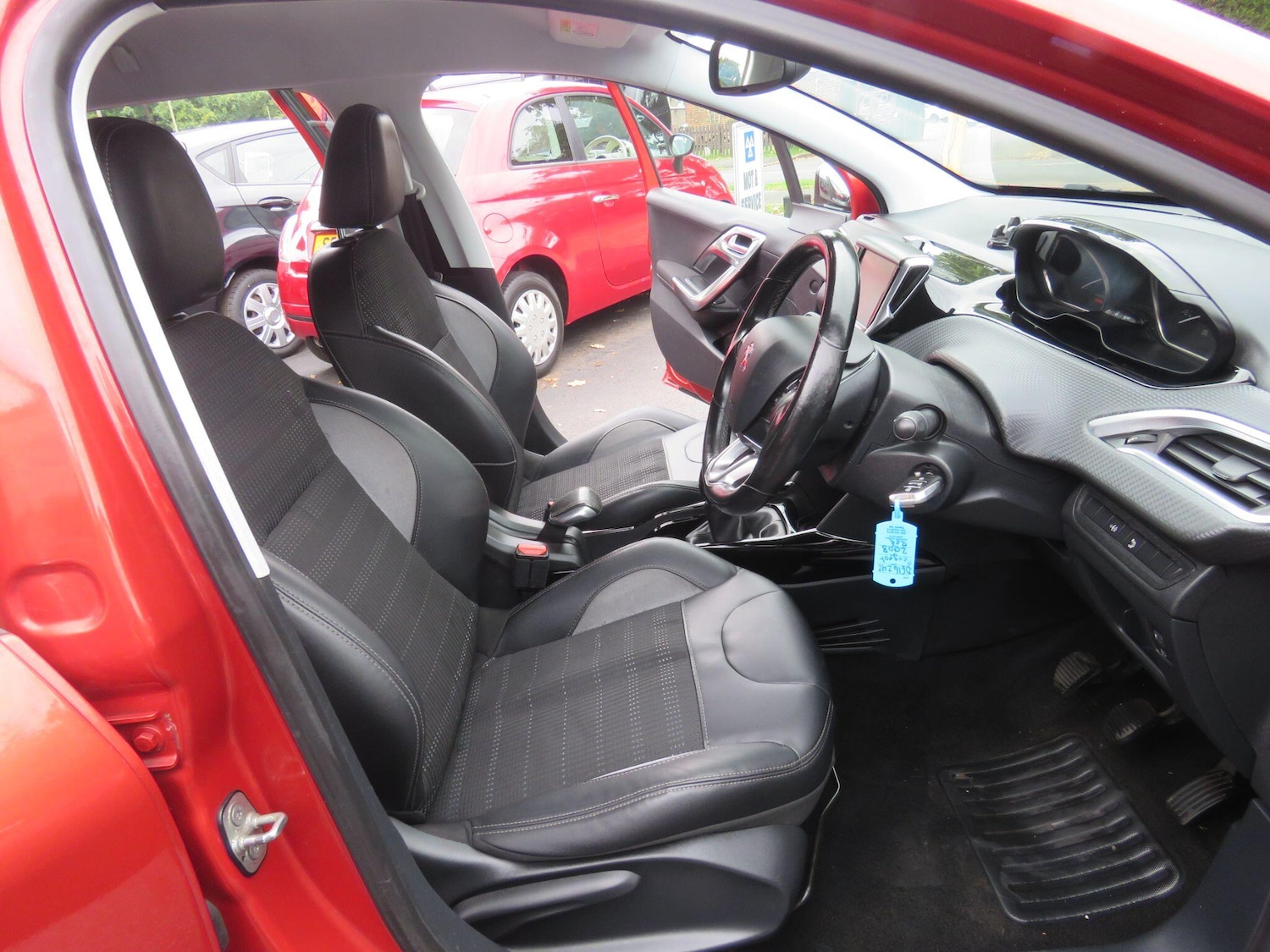 Used Peugeot 2008 2016 for sale - 76122298: Photo 27
