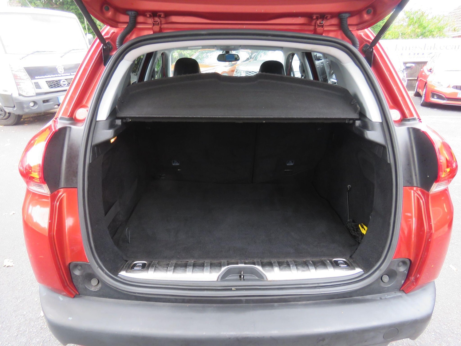 Used Peugeot 2008 2016 for sale - 76122298: Photo 8