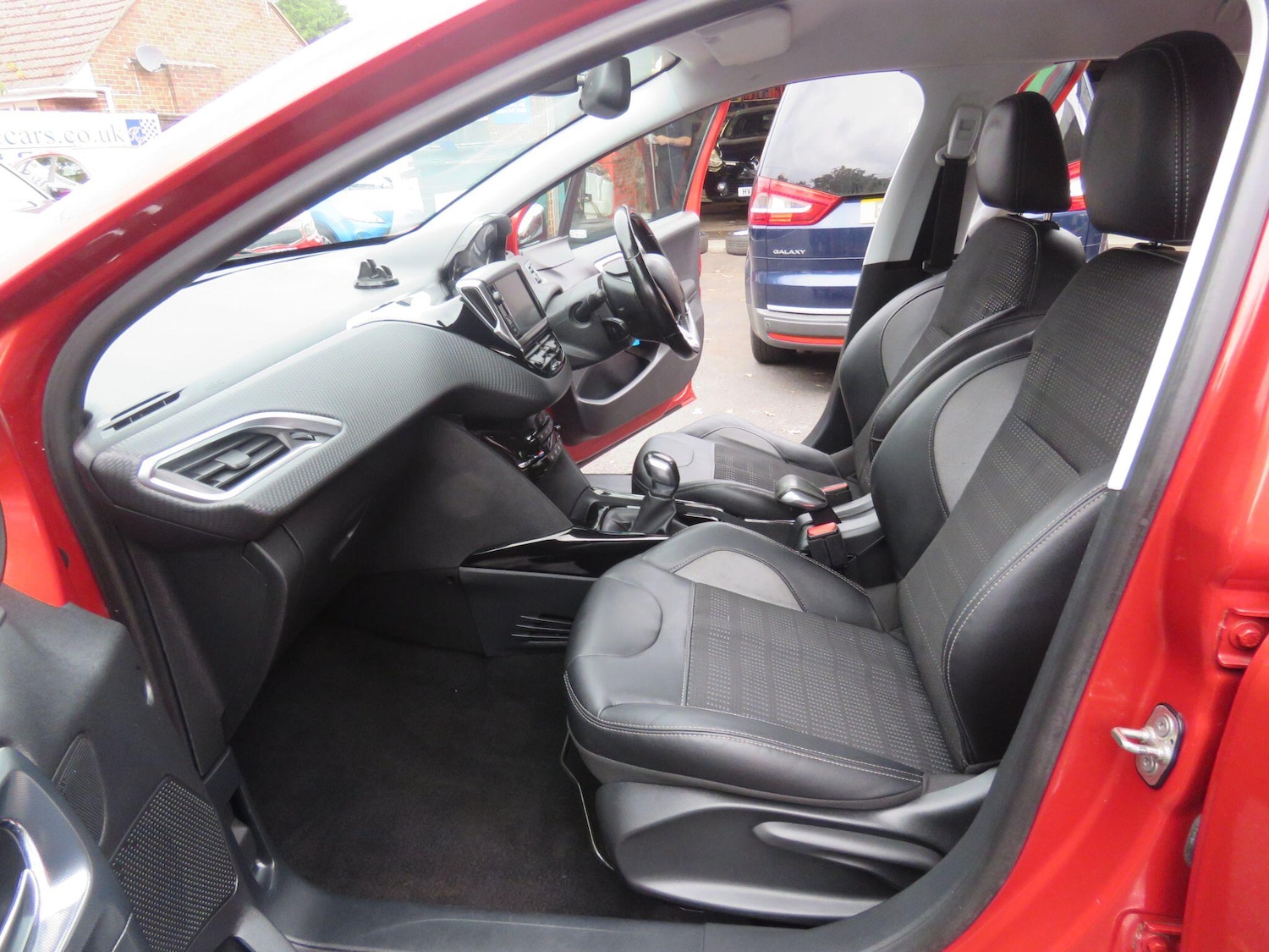 Used Peugeot 2008 2016 for sale - 76122298: Photo 9