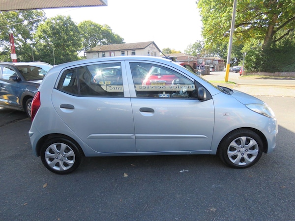 Used Hyundai i10 2011 for sale - 76121912: Photo 13