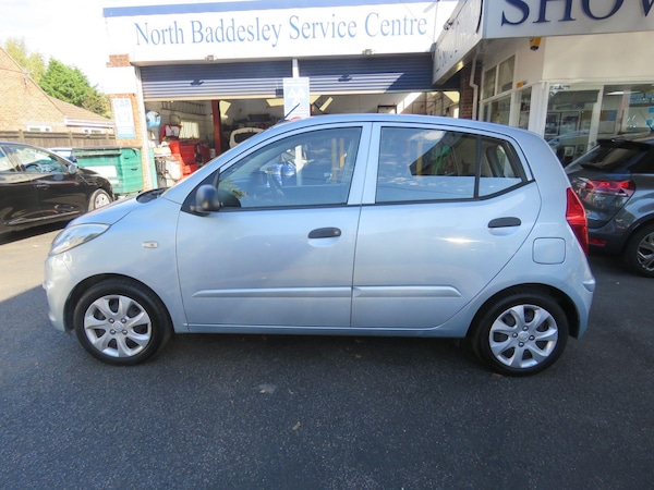 Used Hyundai i10 2011 for sale - 76121912: Photo 14