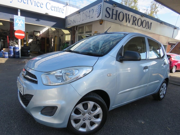 Used Hyundai i10 2011 for sale - 76121912: Photo 1