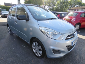 Used Hyundai i10 2011 for sale - 76121912: Photo 2