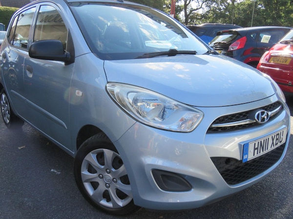 Used Hyundai i10 2011 for sale - 76121912: Photo 31