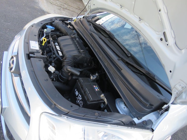Used Hyundai i10 2011 for sale - 76121912: Photo 45