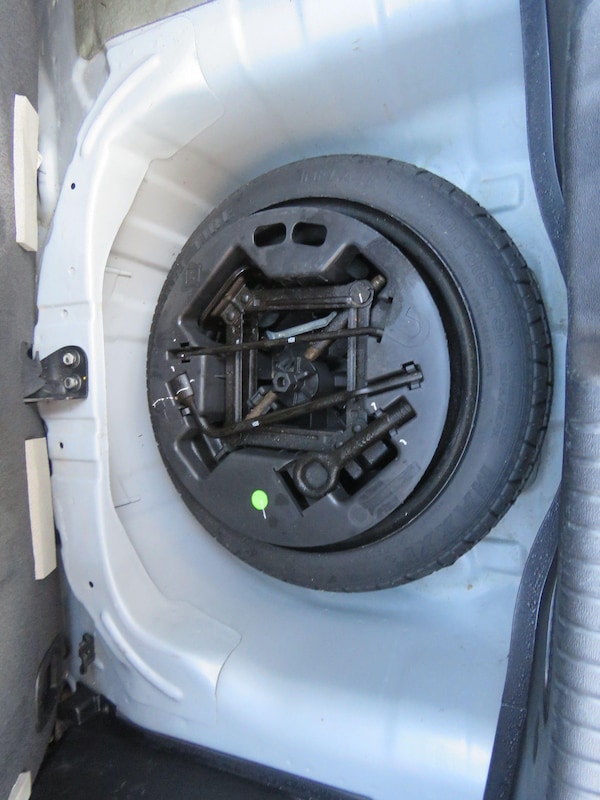 Used Hyundai i10 2011 for sale - 76121912: Photo 49