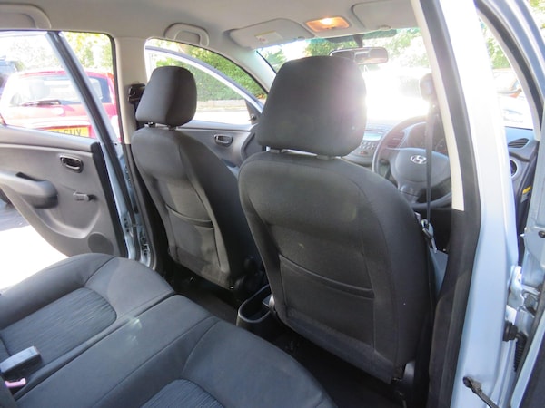Used Hyundai i10 2011 for sale - 76121912: Photo 66