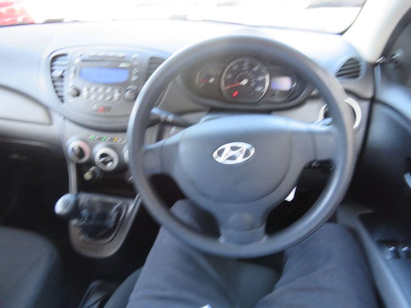 Used Hyundai i10 2011 for sale - 76121912: Photo 84