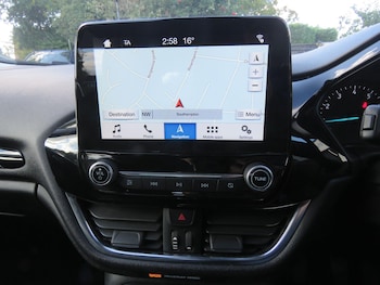 Used Ford Fiesta 2018 for sale - 76988533: Photo