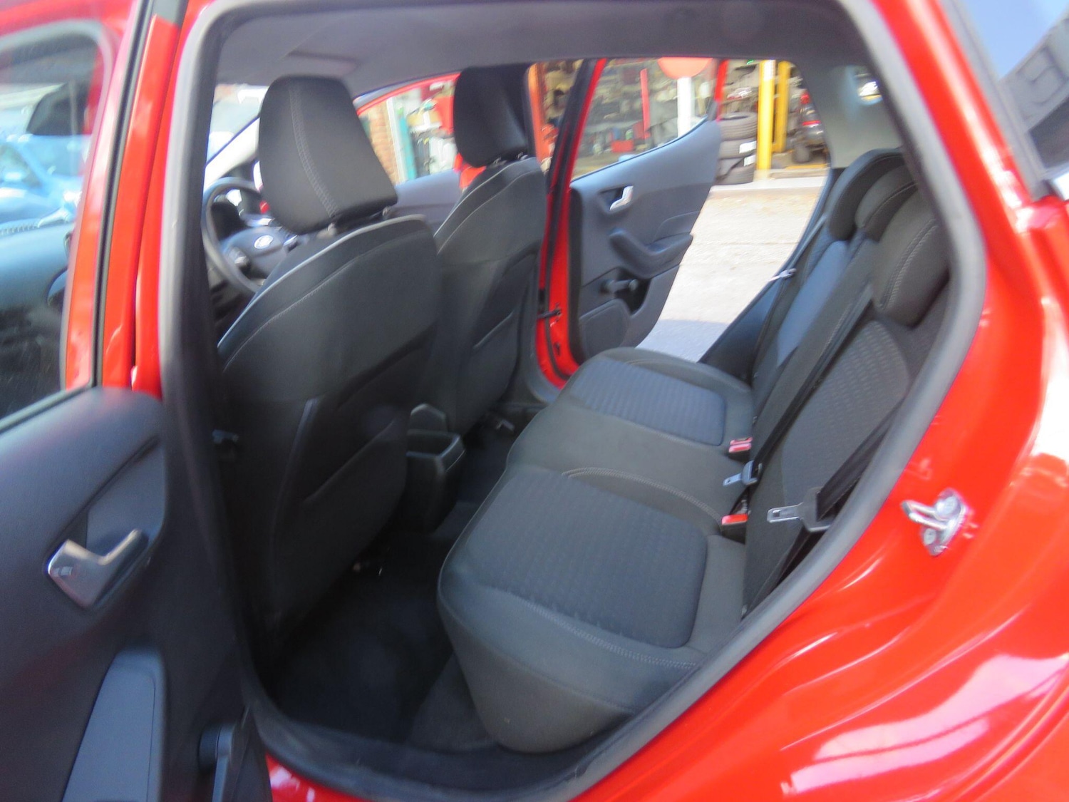 Used Ford Fiesta 2018 for sale - 76988533: Photo 53