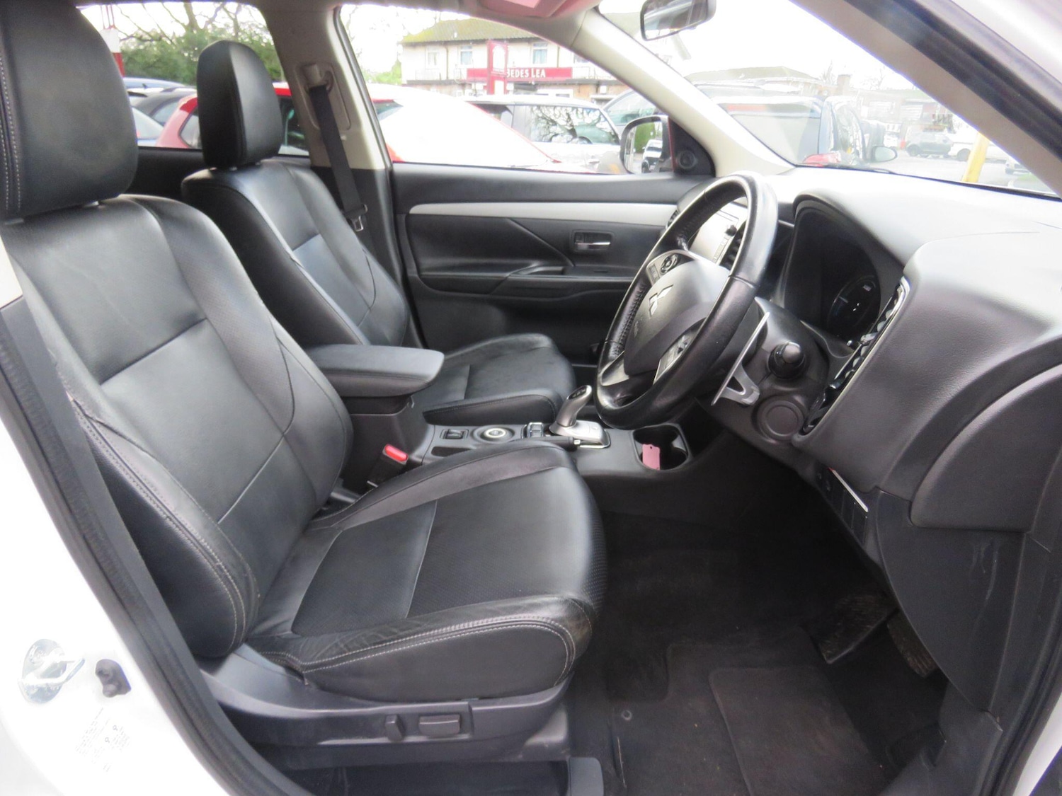 Used Mitsubishi Outlander 2014 for sale - 77304961: Photo 25