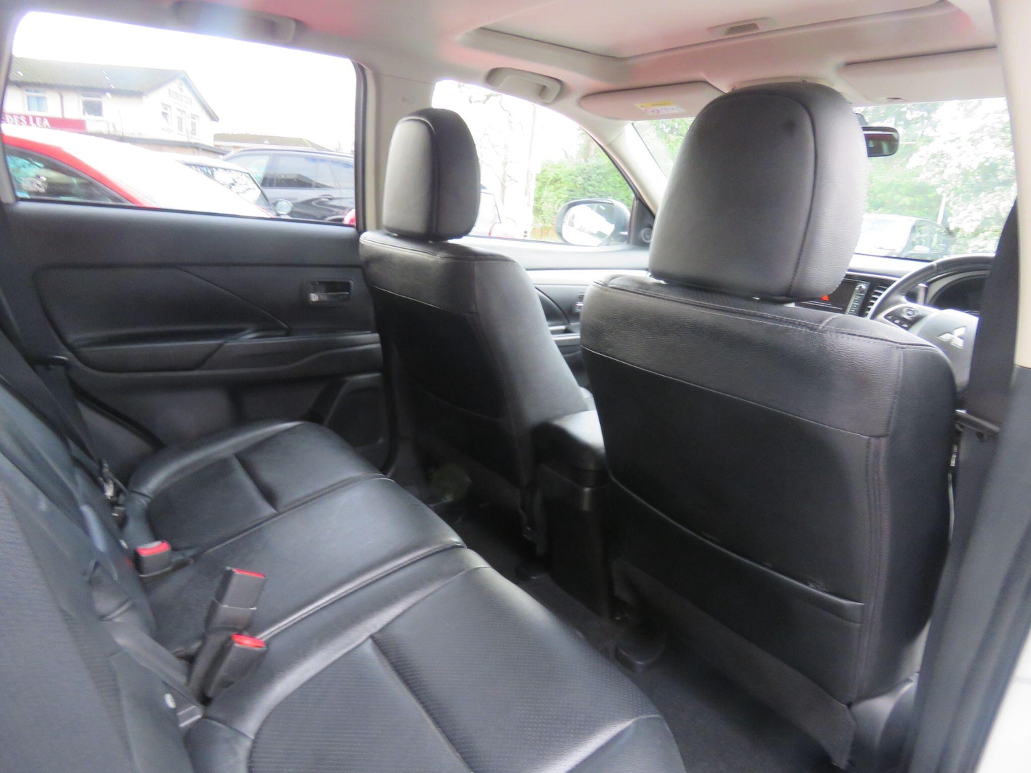Used Mitsubishi Outlander 2014 for sale - 77304961: Photo 31