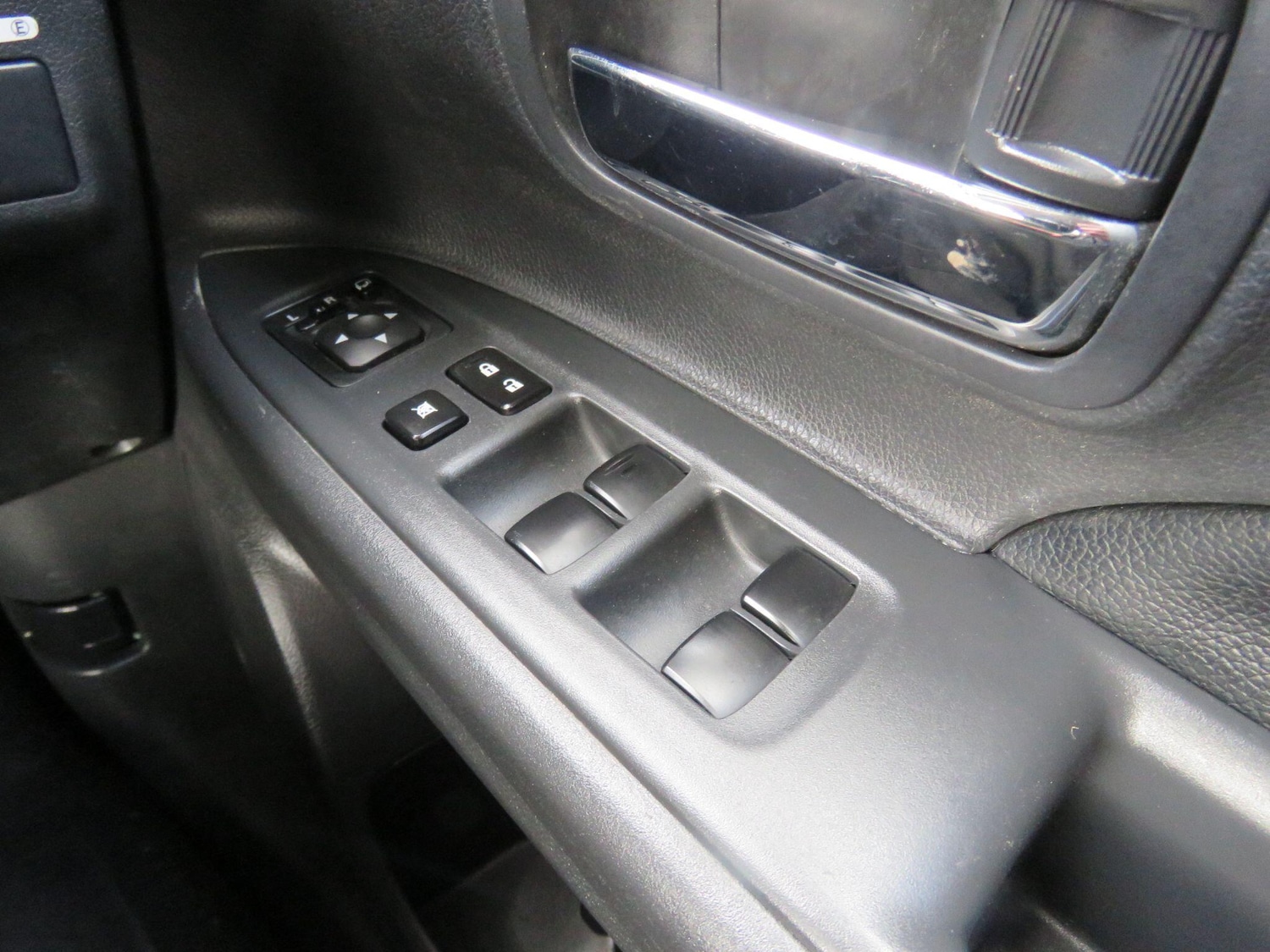 Used Mitsubishi Outlander 2014 for sale - 77304961: Photo 39