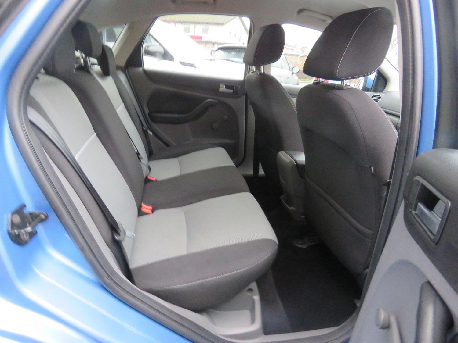 Used Ford Focus 2010 for sale - 77143057: Photo 22