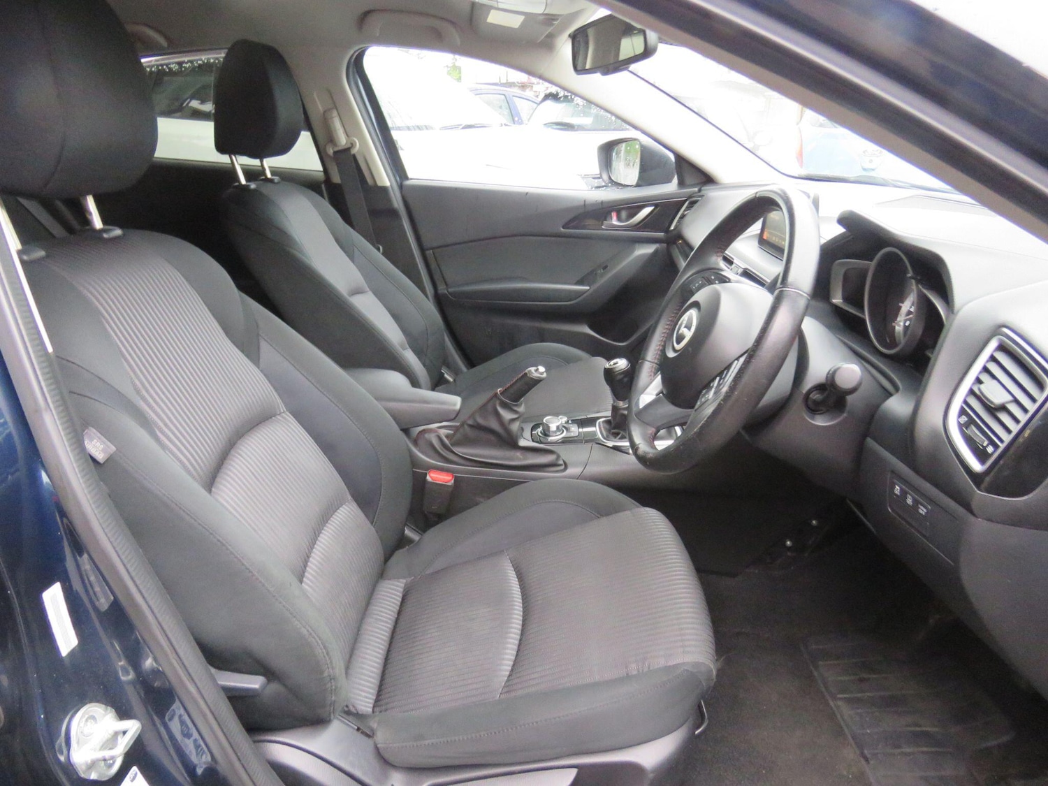 Used Mazda Mazda3 2015 for sale - 77143567: Photo 19