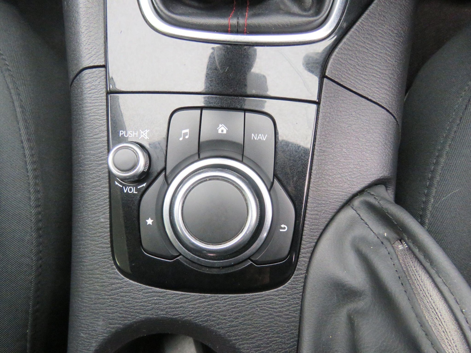 Used Mazda Mazda3 2015 for sale - 77143567: Photo 31