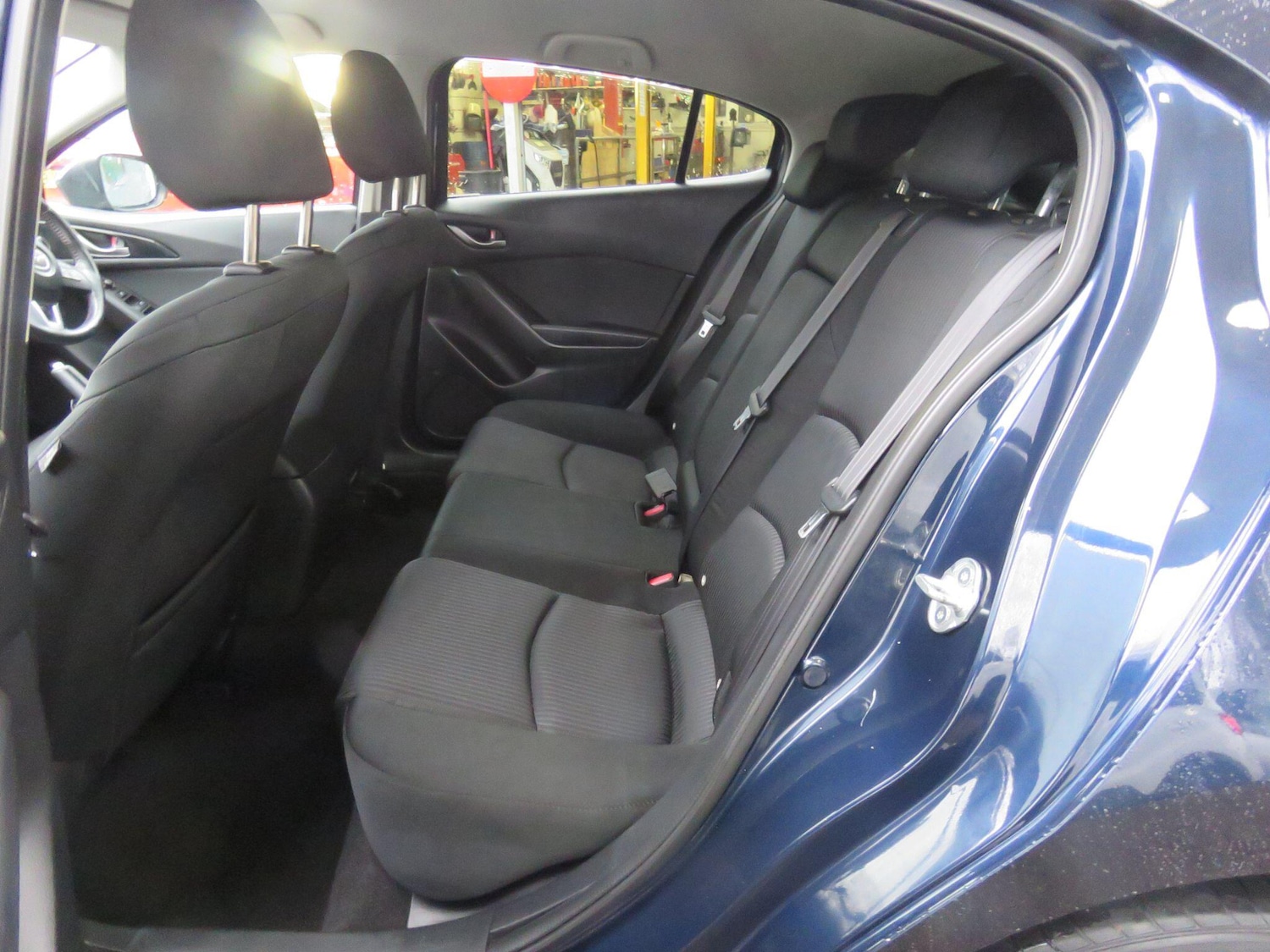 Used Mazda Mazda3 2015 for sale - 77143567: Photo 8