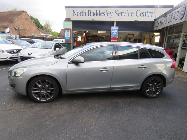 Used Volvo V60 2011 for sale - 75720564: Photo 14