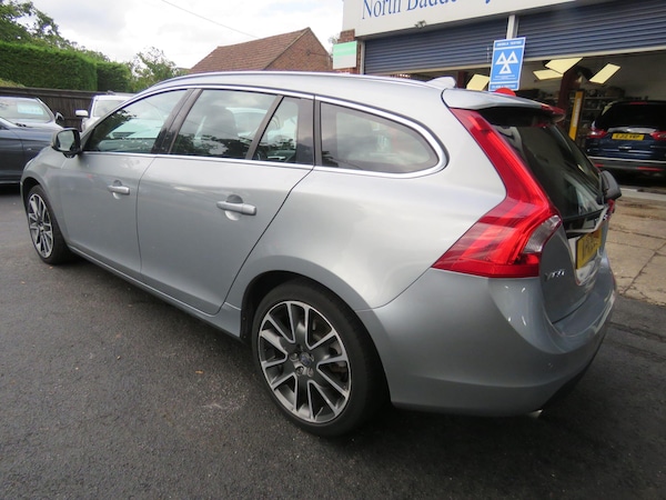 Used Volvo V60 2011 for sale - 75720564: Photo 20