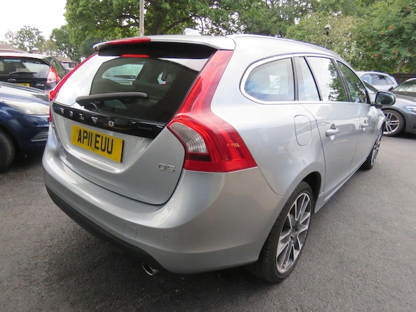 Used Volvo V60 2011 for sale - 75720564: Photo 30