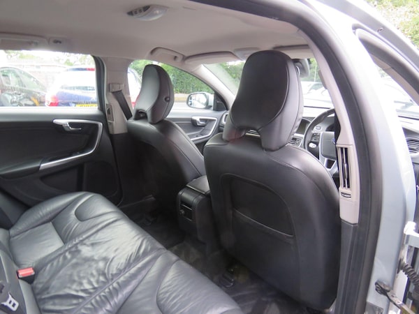 Used Volvo V60 2011 for sale - 75720564: Photo 50