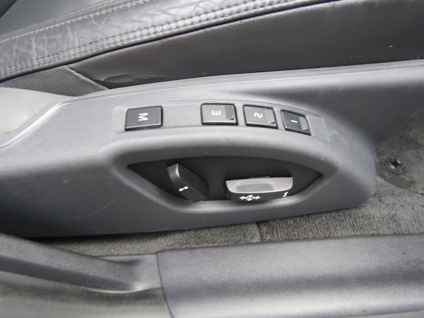 Used Volvo V60 2011 for sale - 75720564: Photo 61