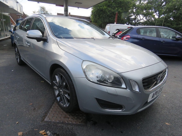 Used Volvo V60 2011 for sale - 75720564: Photo 69