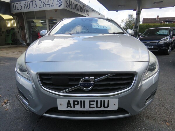 Used Volvo V60 2011 for sale - 75720564: Photo 70