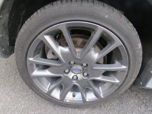 Used Volvo V60 2011 for sale - 75720564: Photo 79