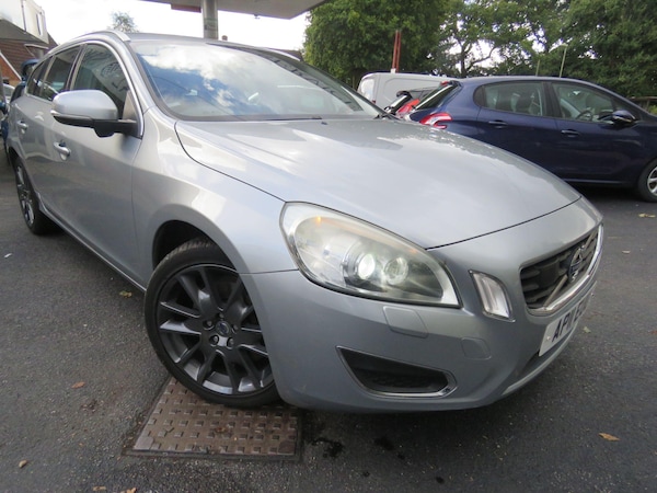 Used Volvo V60 2011 for sale - 75720564: Photo 82
