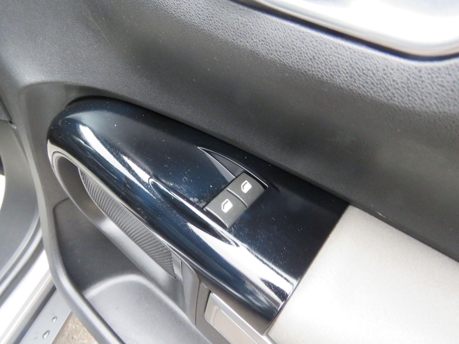 Used Citroen C4 Cactus for sale - 77783196: Photo 27