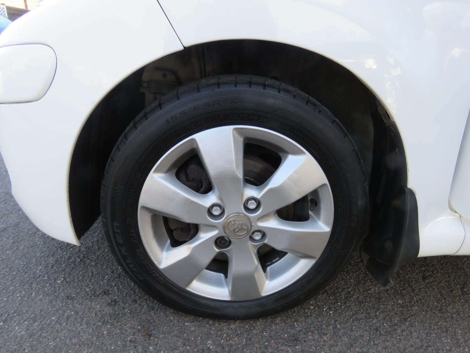 Used Toyota AYGO 2011 for sale - 77769780: Photo 16