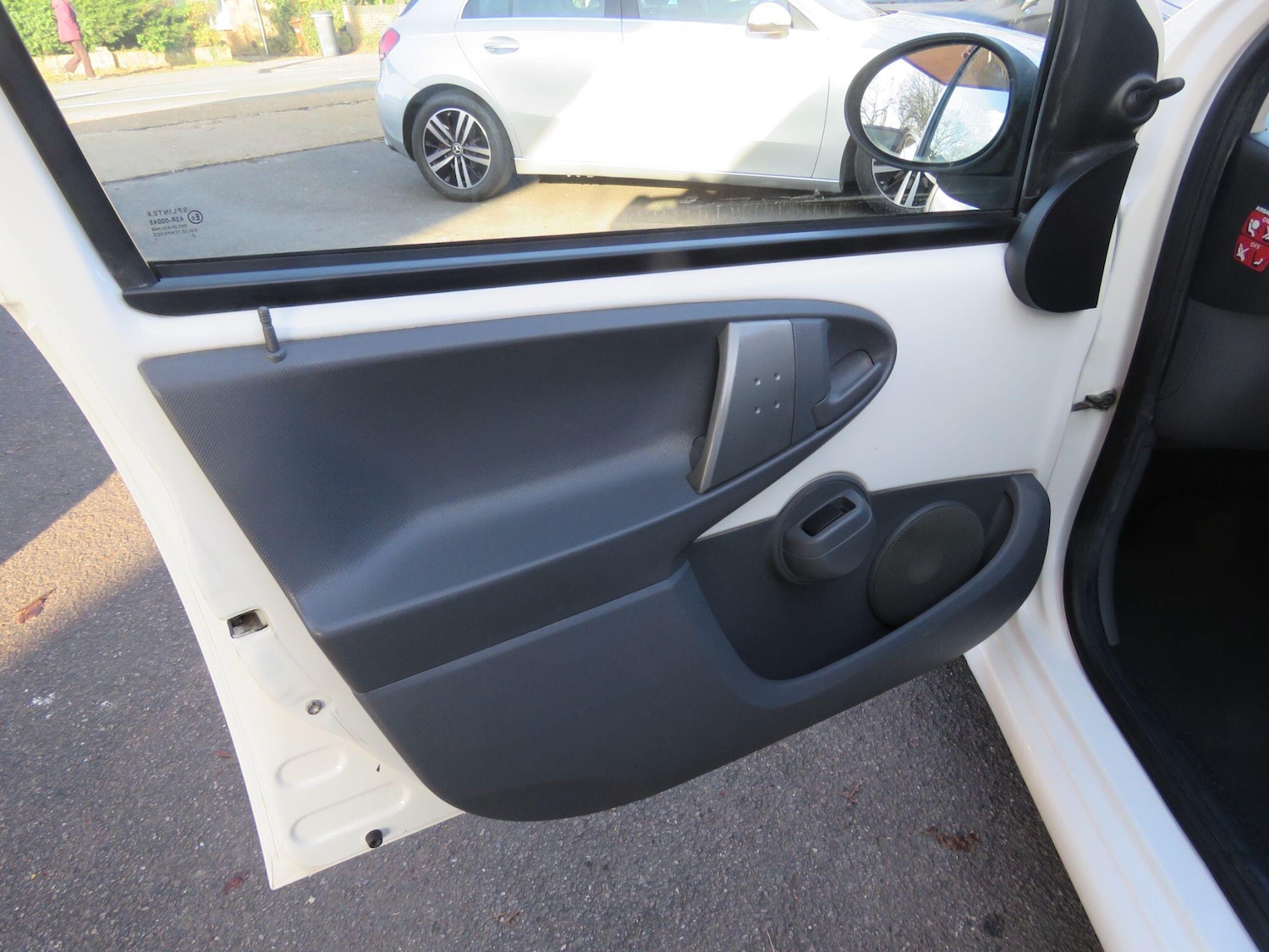 Used Toyota AYGO 2011 for sale - 77769780: Photo 19