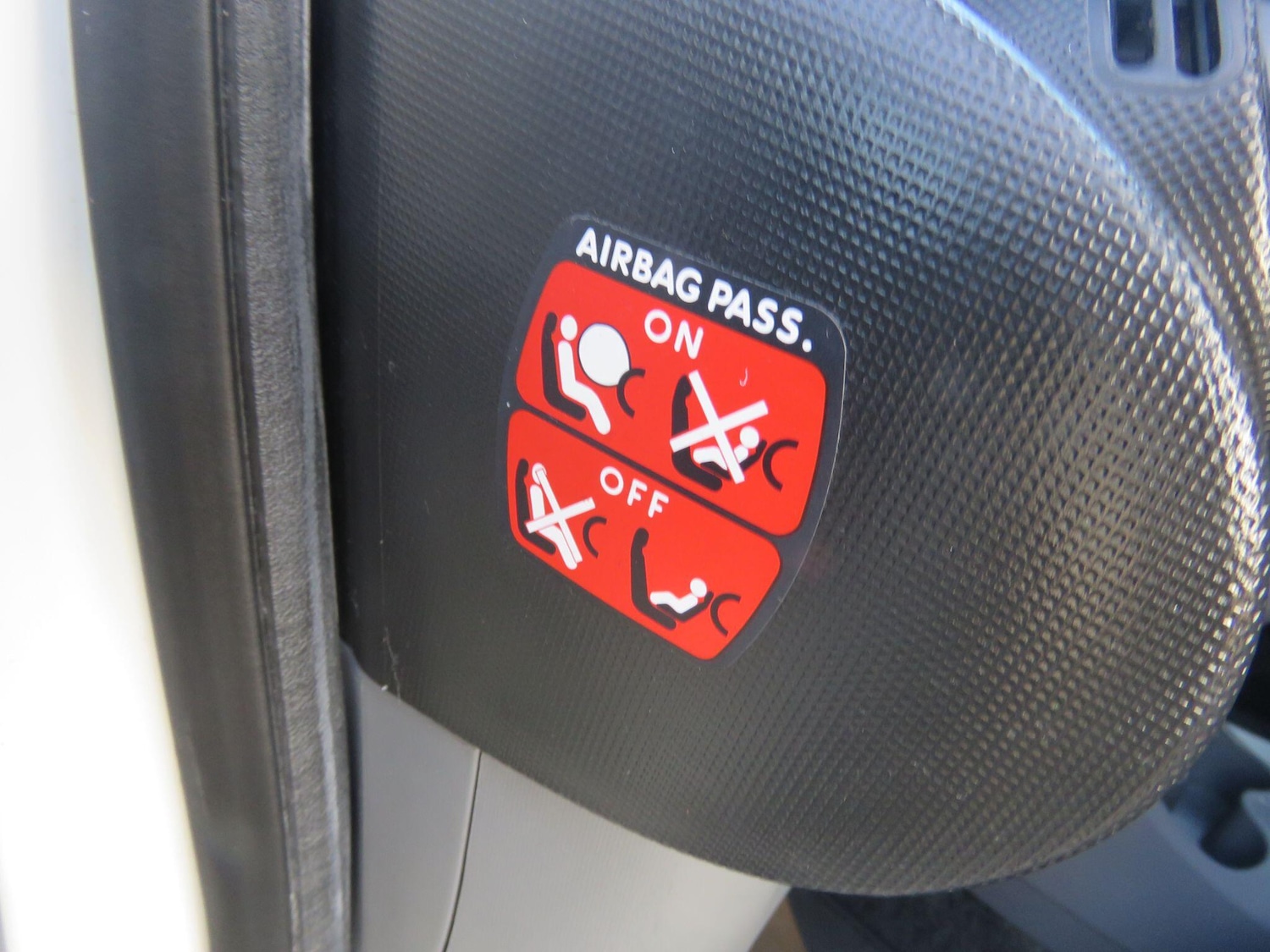 Used Toyota AYGO 2011 for sale - 77769780: Photo 21